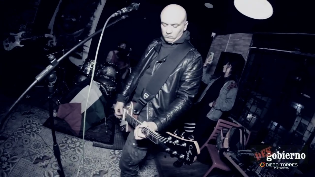 Desgobierno punk