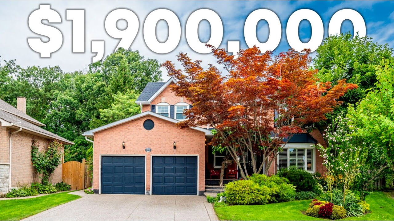 For Sale in One of Burlington’s Best Neighbourhoods, Millcroft, [& 3 Things to Know Before Moving]