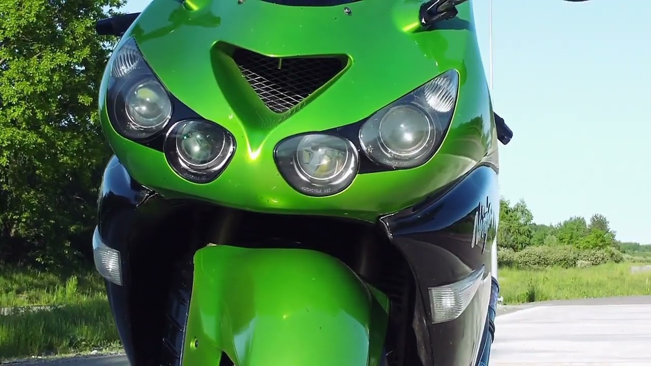 Kawasaki ZZR 1400/zx14r Presentation