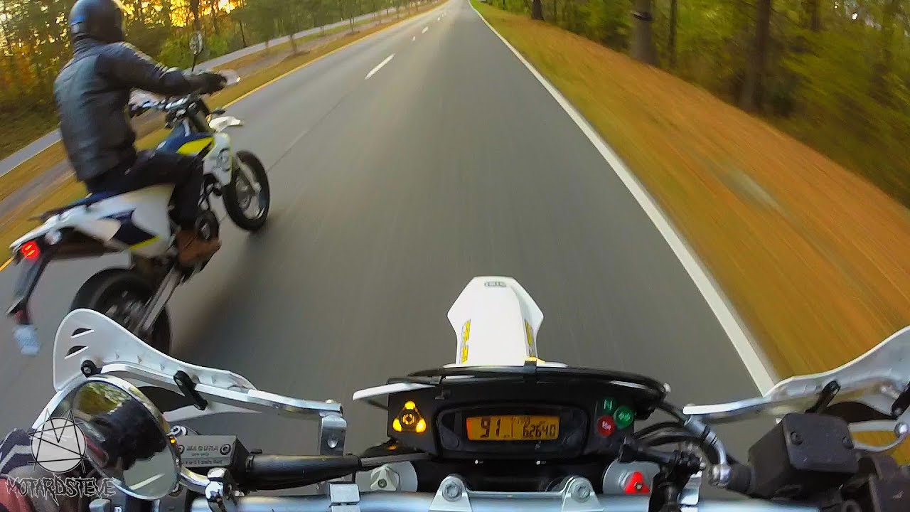 2016 VS 2017 HUSQVARNA 701 SUPERMOTO | STREET RACING | SUPERMOTO SATURDAY FINALE
