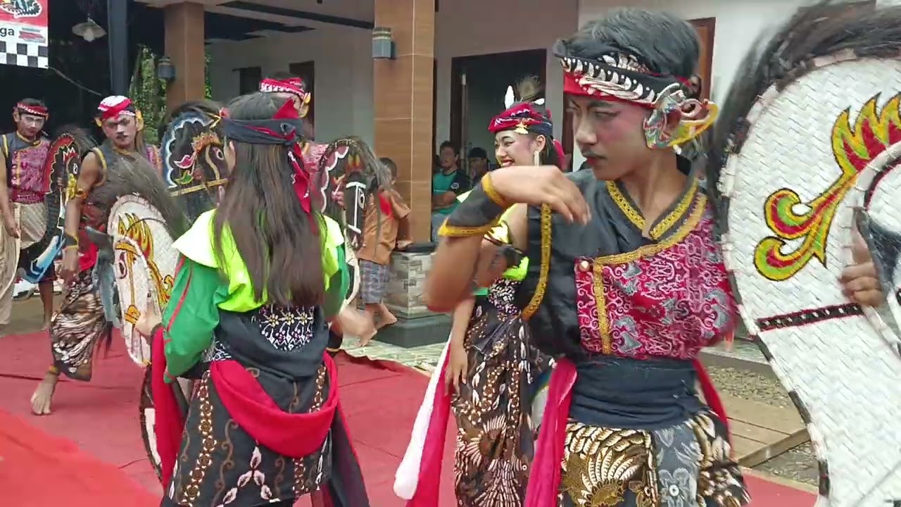 TARI KREASI EBEG SEKAR TANJUNG KRENCENG KEJOBONG