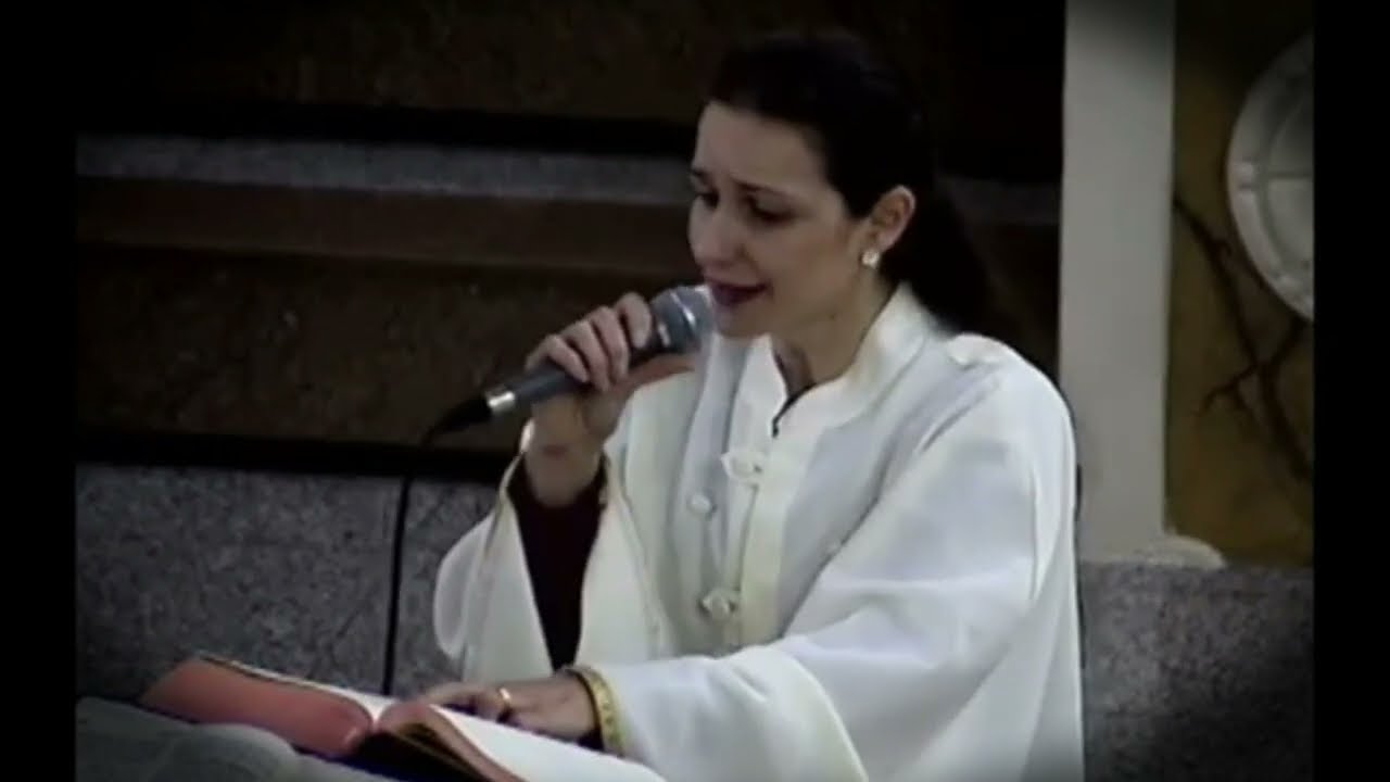 Salmo 46 - Por entre aclamações Deus se elevou o Senhor subiu ao toque da trombeta / Ascensão