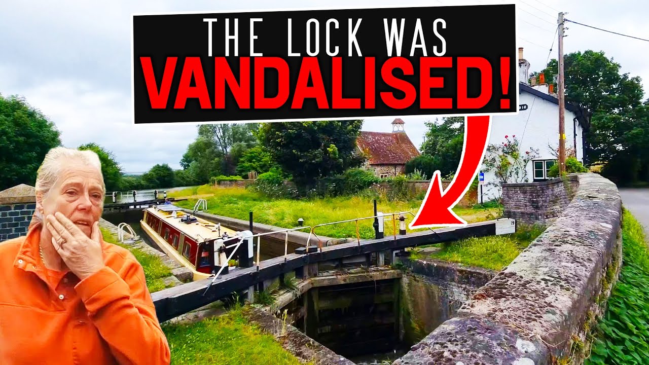 Lock House DELIBERATELY Set on FIRE! Narrowboat Cruise To Milton Keynes GU Canal - 468