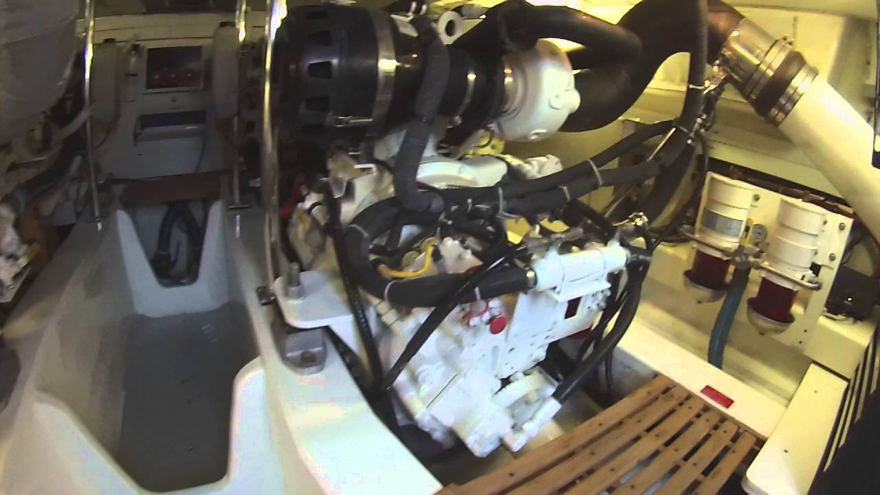 Grand Banks 47 Eastbay 2007 Engine Room