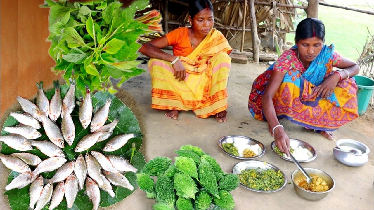 bitter gourd&steamed small fish curry cooking by village women in santali tribe method||rural India