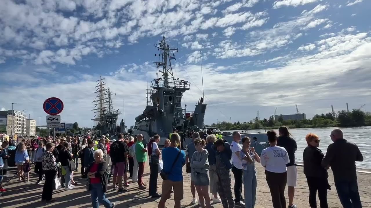 Pożegnanie "Daru Młodzieży" i "Gorch Fock'a"