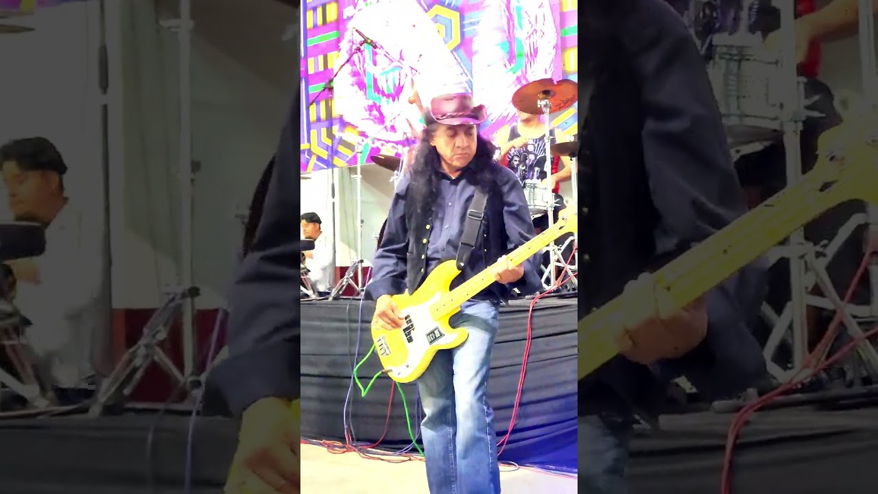 Dulce Ivonne.- LOS MENTADOS BLUES #charlyrocktv #rock #carloshyperdj 