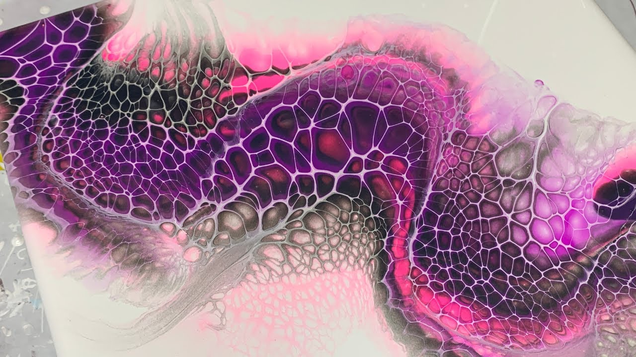 #90 The Night Bloom & The Dragon Swipe Blacklight Art |  Акриловая заливка |  Жидкое Искусство