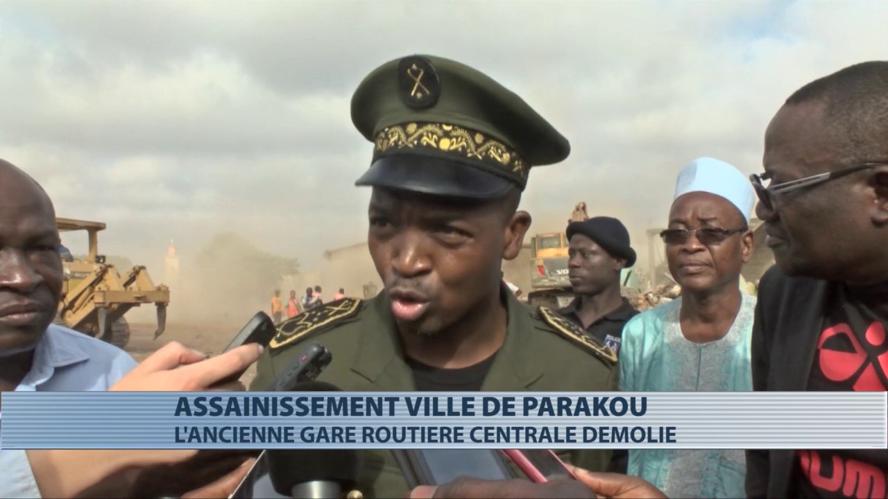 Parakou : destruction de l'ancienne gare routi&egrave;re centrale