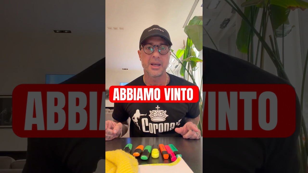 CORONA VINCE IL RICORSO #fabriziocorona #corona #falsissimo #signorini