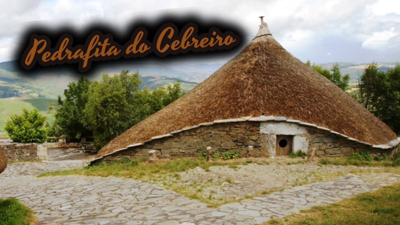 Pallozas de Pedrafita do Cebreiro, Camino de Santiago - Montelora Adventure