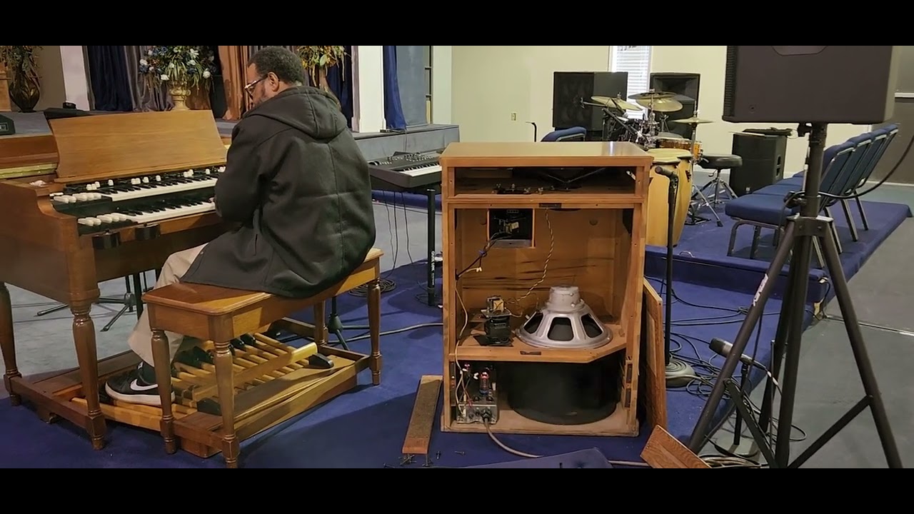 Making Adjustments To The Rotor Speeds of the Leslie Upper & Lower Rotors #2 ~ March 22, 2023