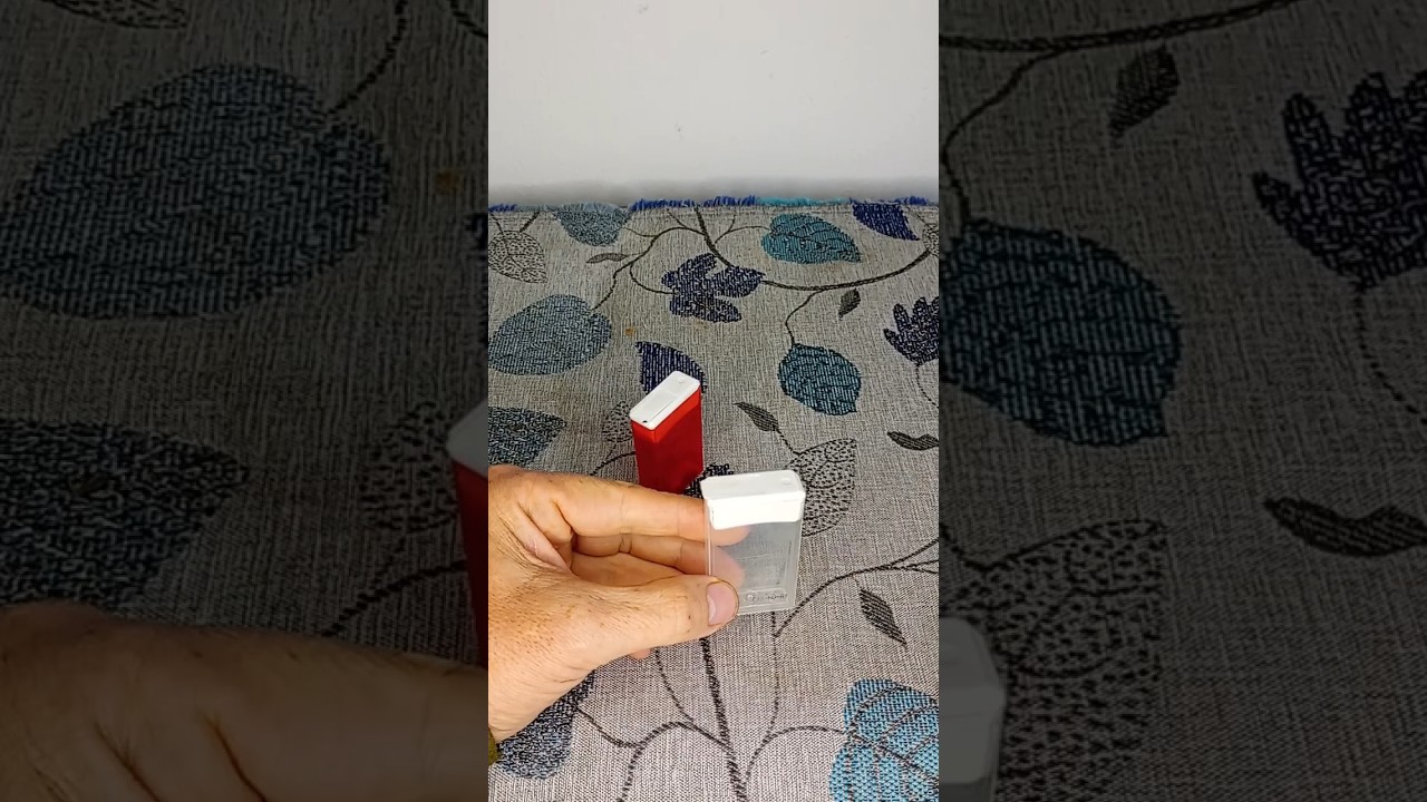 Cocina saleros envase reutilizado de una golosina conocida