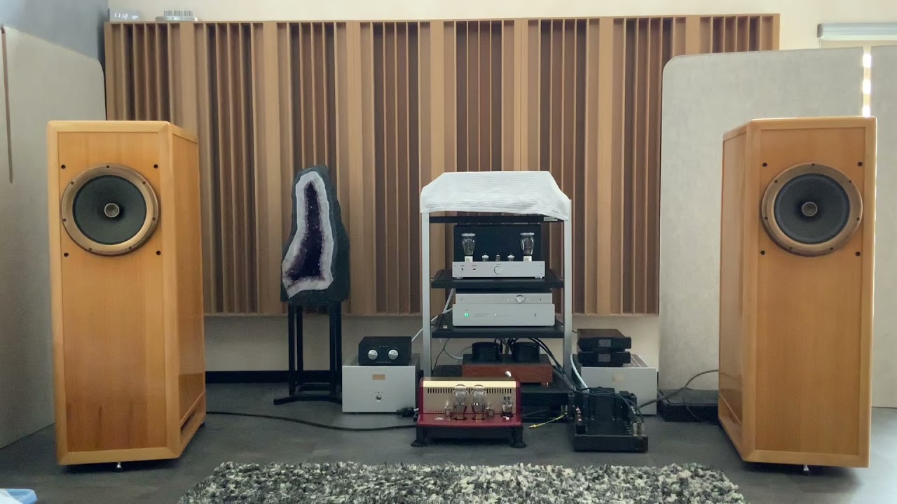 Leak stereo 20 with passive pre on Ocellia Kedros fullrange loudspeakers