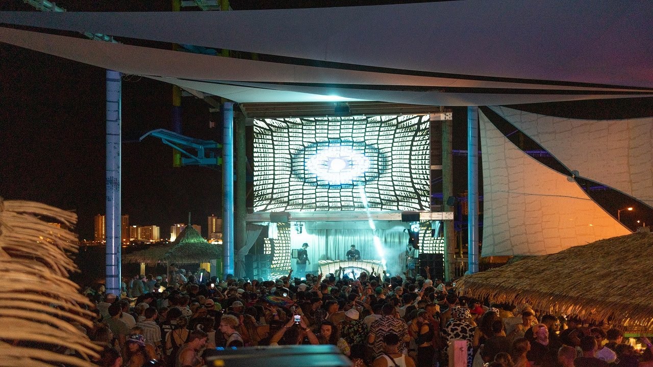 Nightlife Entertainment at Laguna's