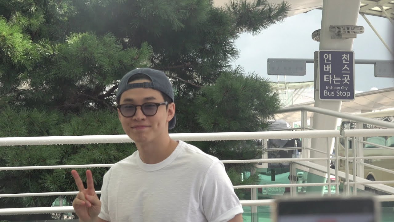 [Fancam] 250906 Henry 헨리 Incheon Airport → Laos 출국