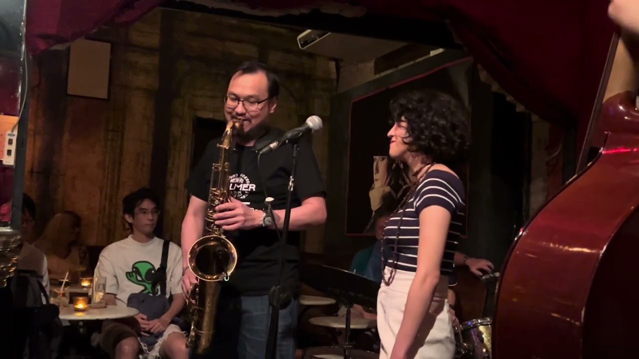 All of Me by Ms. Asta’s New Orleans jazz bandât Small Jazz club in Bangkok