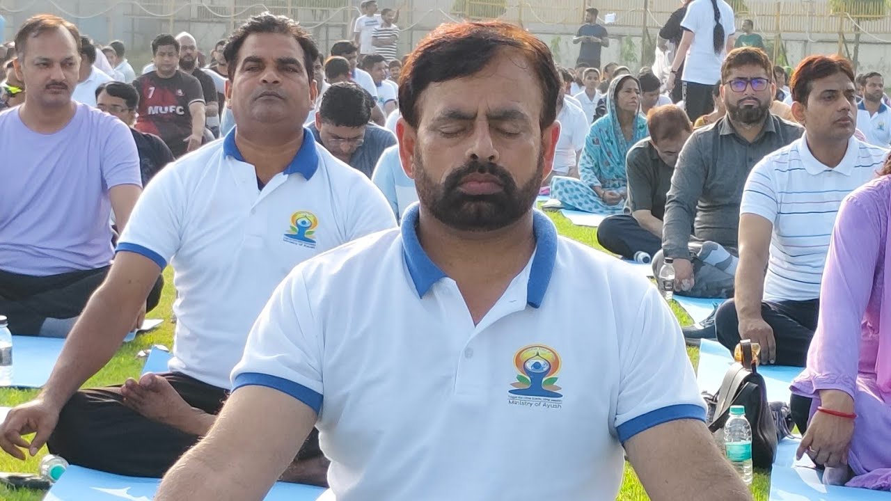 Hon'ble Vice-Chancellor JMI prof Mazhar Asif Sir importance of yoga In International Yoga day 2025