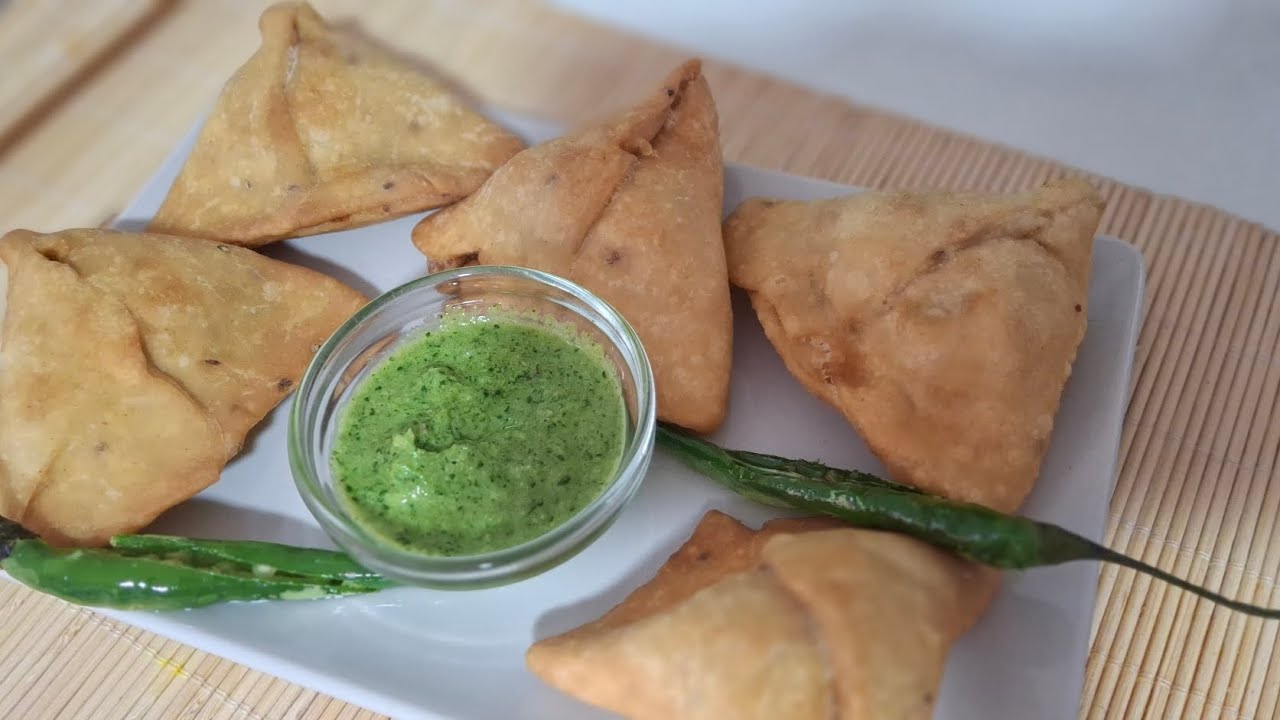 Mini Samosa | Aloo Matar Samosa