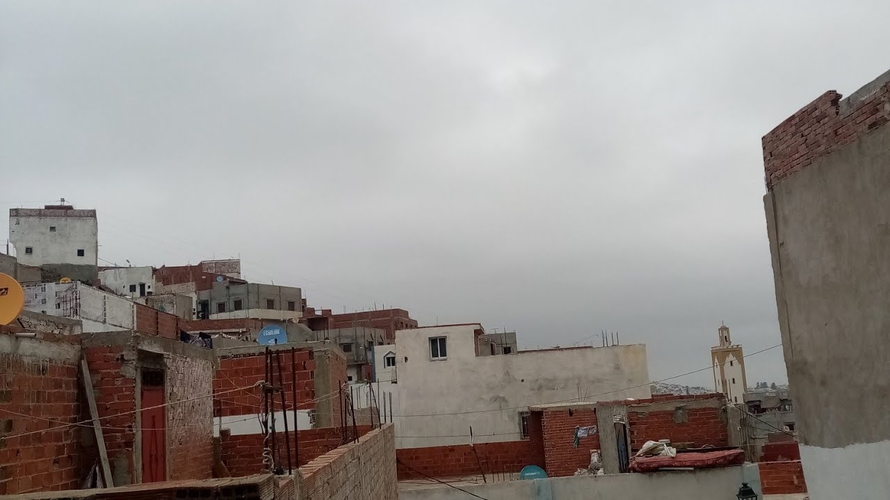 خريجة في الحومة طبيعة غزالة ومنضر رائع