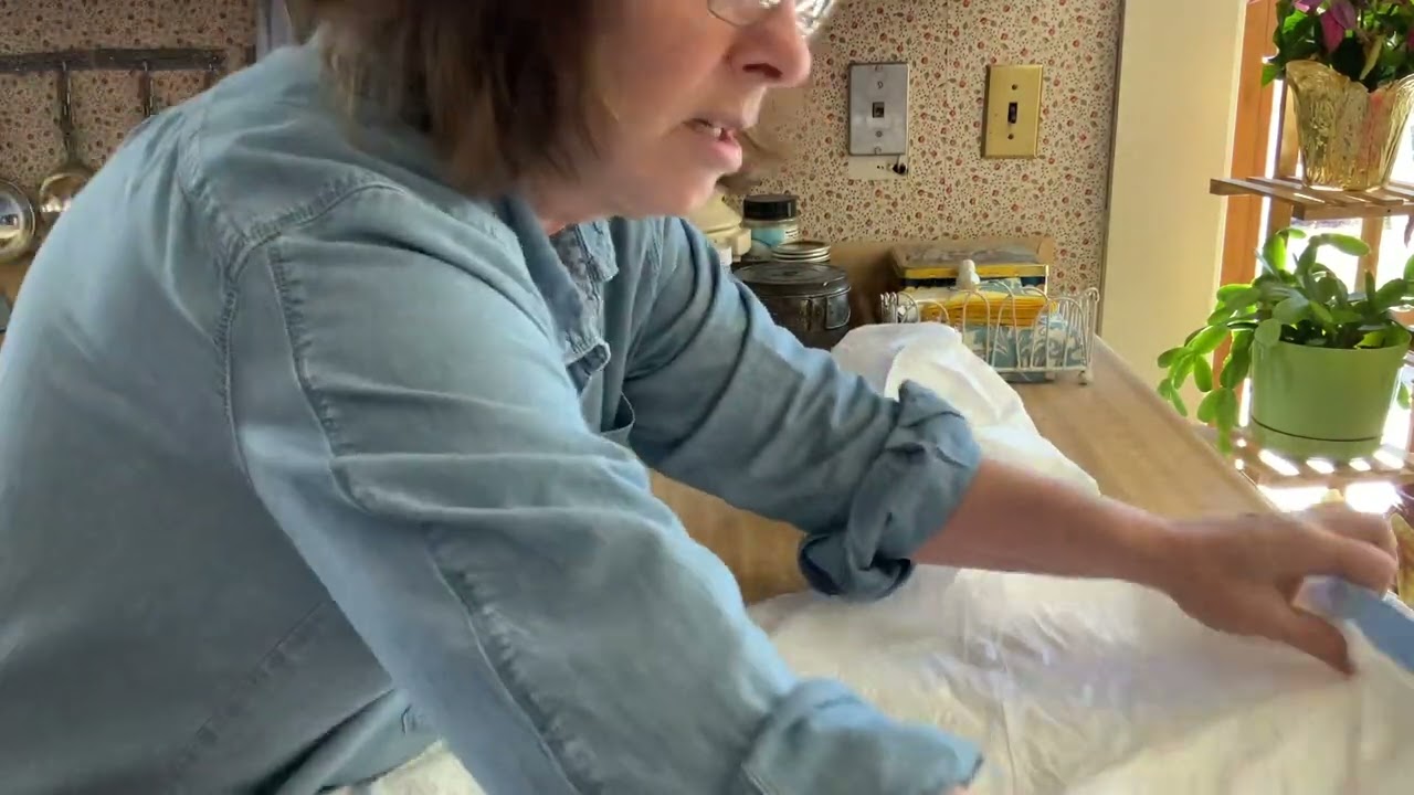 Tutorial of My Granddaughter’s Artsy Jeans Part 3 - DIY Upcycle