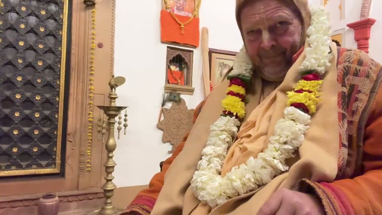 ¡La Luz del Bhakti está emitiendo en directo!