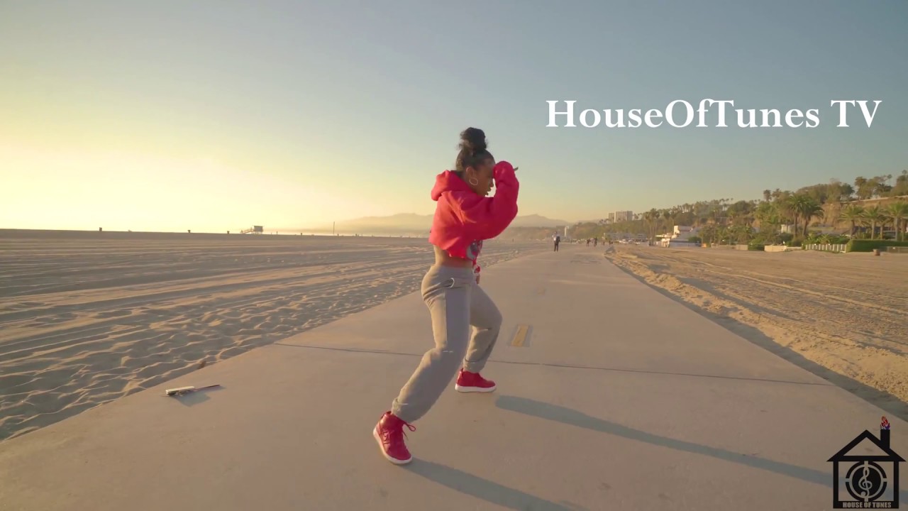 Deja Carter x Drake - God's Plan [HouseOfTunes]