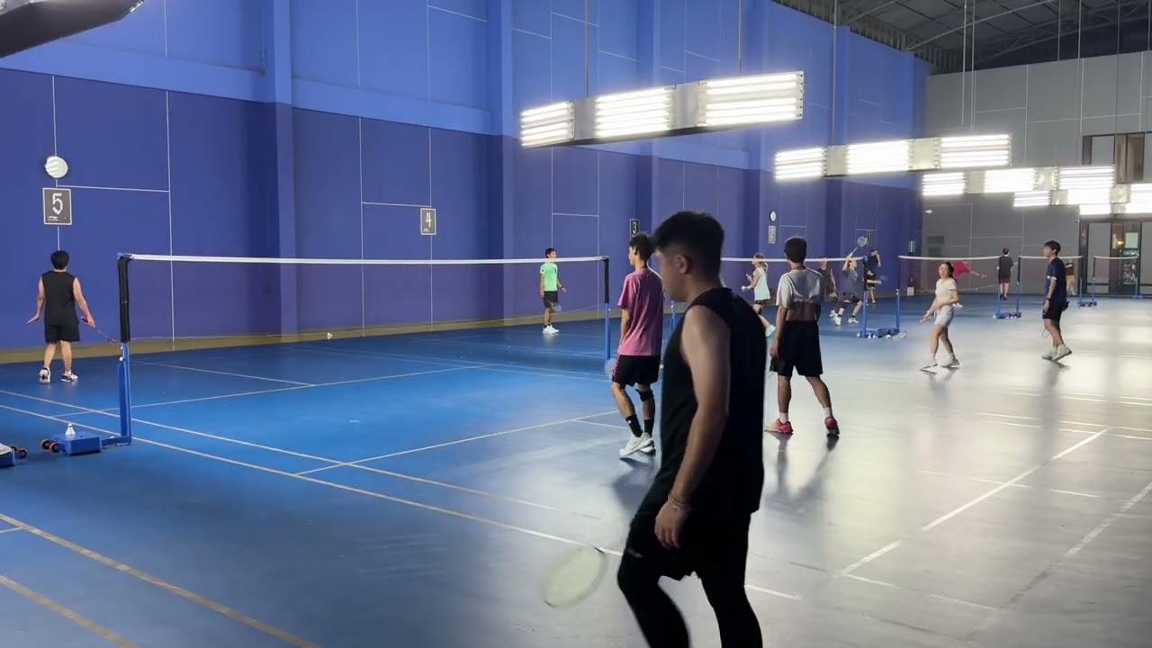 พุธ4/2/26: เอิท+ต้อม vs Wien+Bee