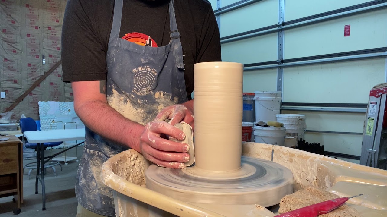 Shaping a round form with a rib