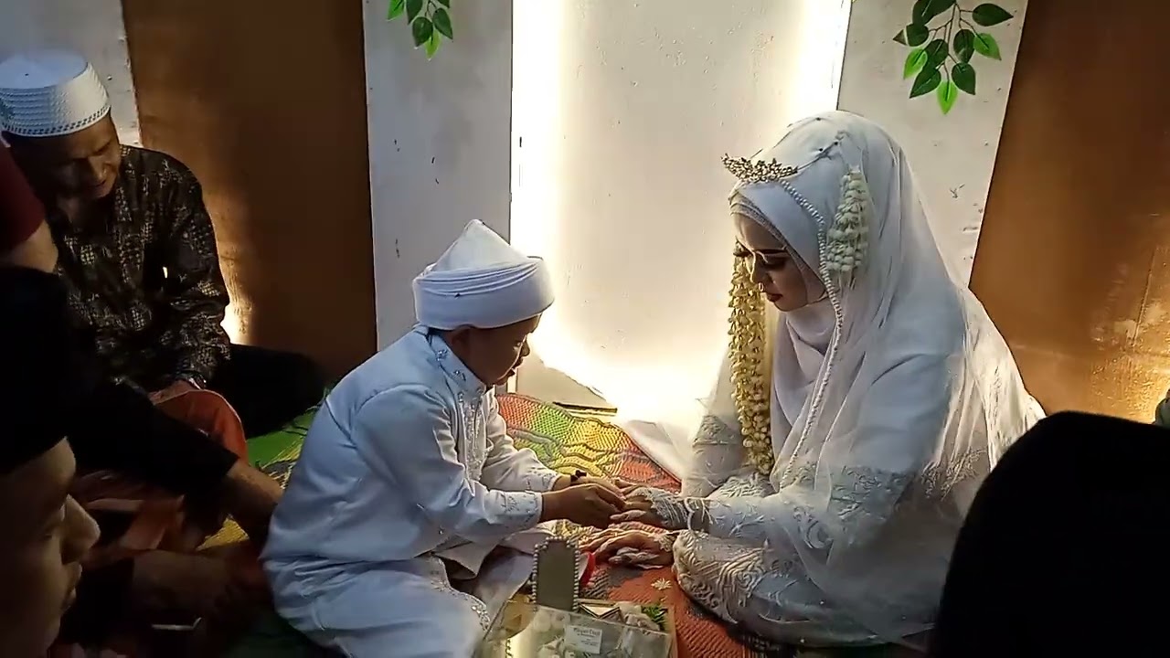 #viral ,ustd mumuy abdulmukti meneteskan airmata # mencium kaki ibunya😭😭🥰