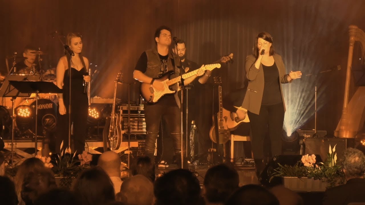 One by U2 (live) - Cover by Andi Pilhar feat. Janine Schmoll & Regina Haring