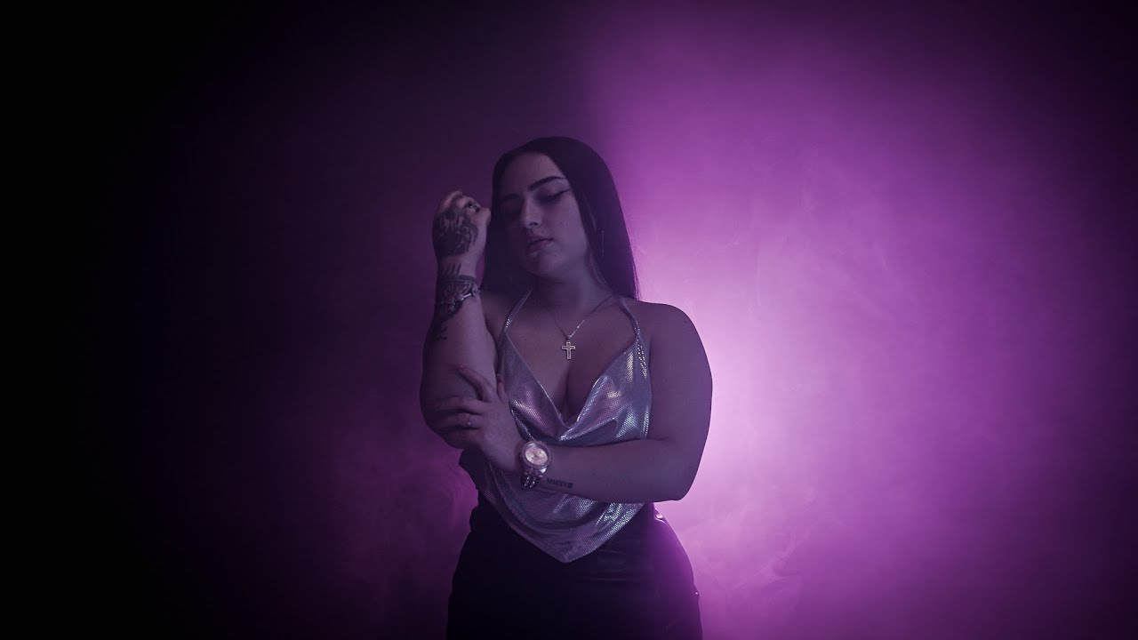 Lyn Youss - SOLA [Video Oficial]