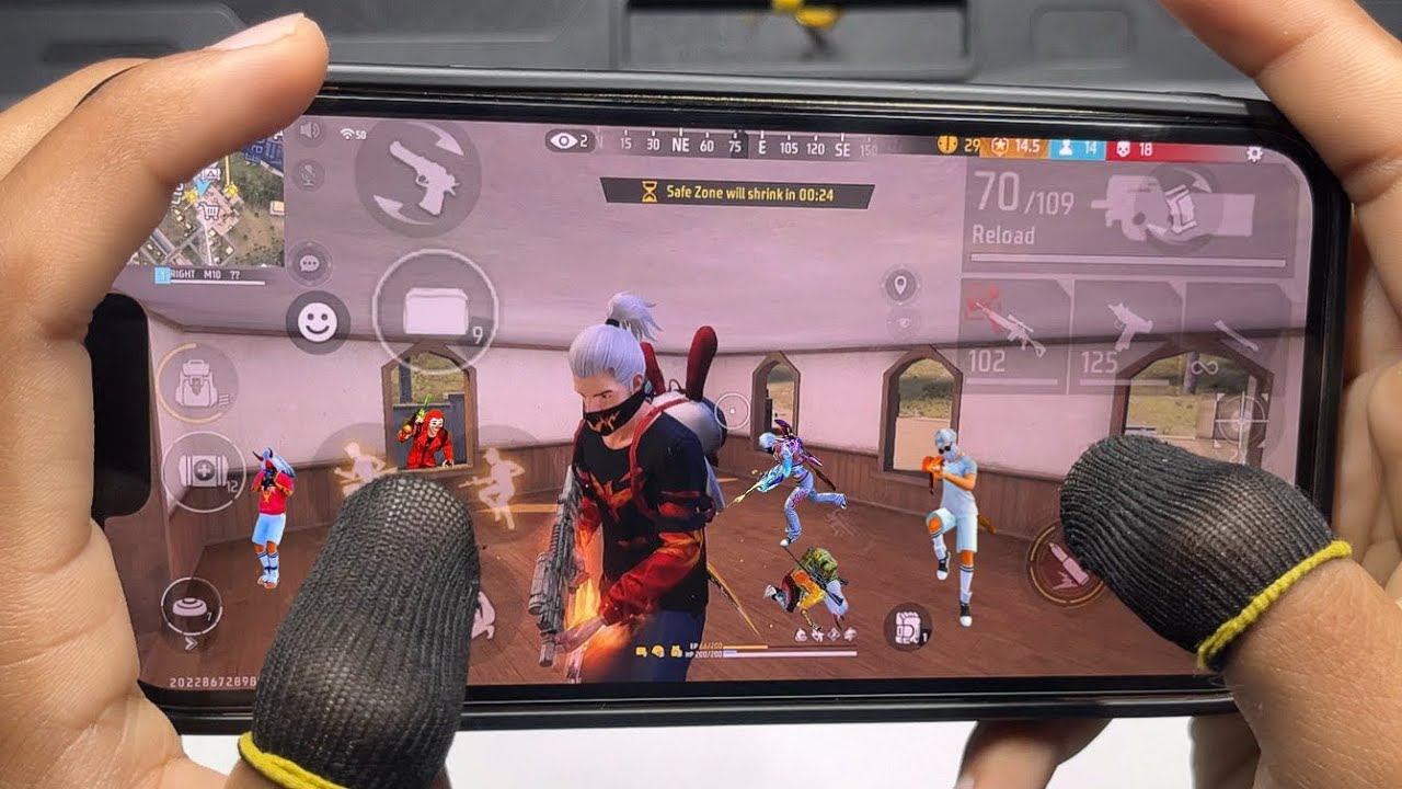 Watch & Laugh 😆 Funny gameplay || RIGHT M10 || Free fire 🔥 