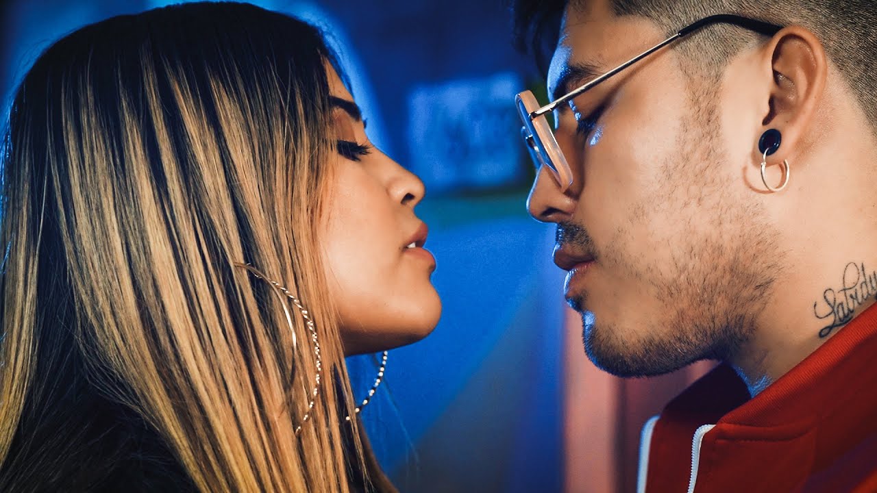 Itzza Primera, Ryan Roy - Rico (Video Oficial)