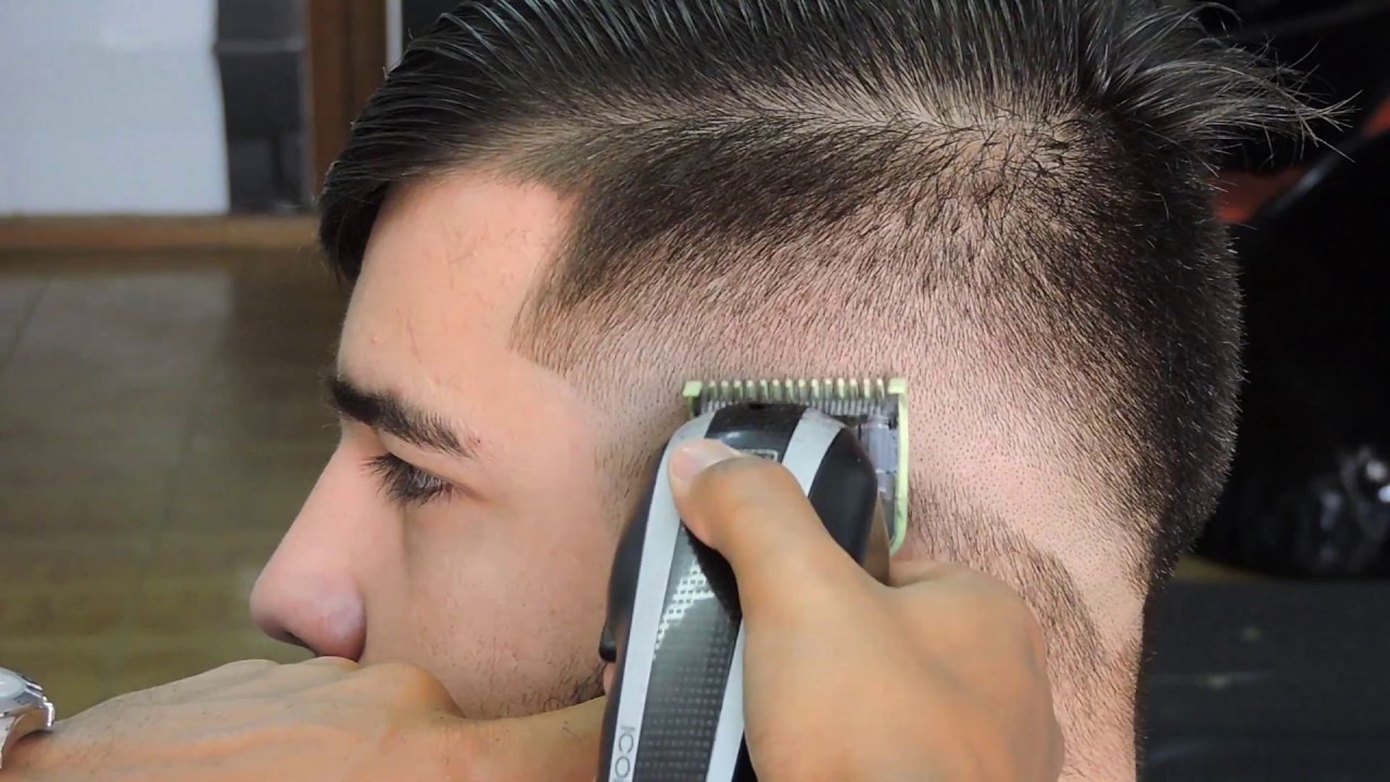 COMO FAZER UM CORTE DEGRADE ( LOW FADE ) - FeeR BARBEARIA