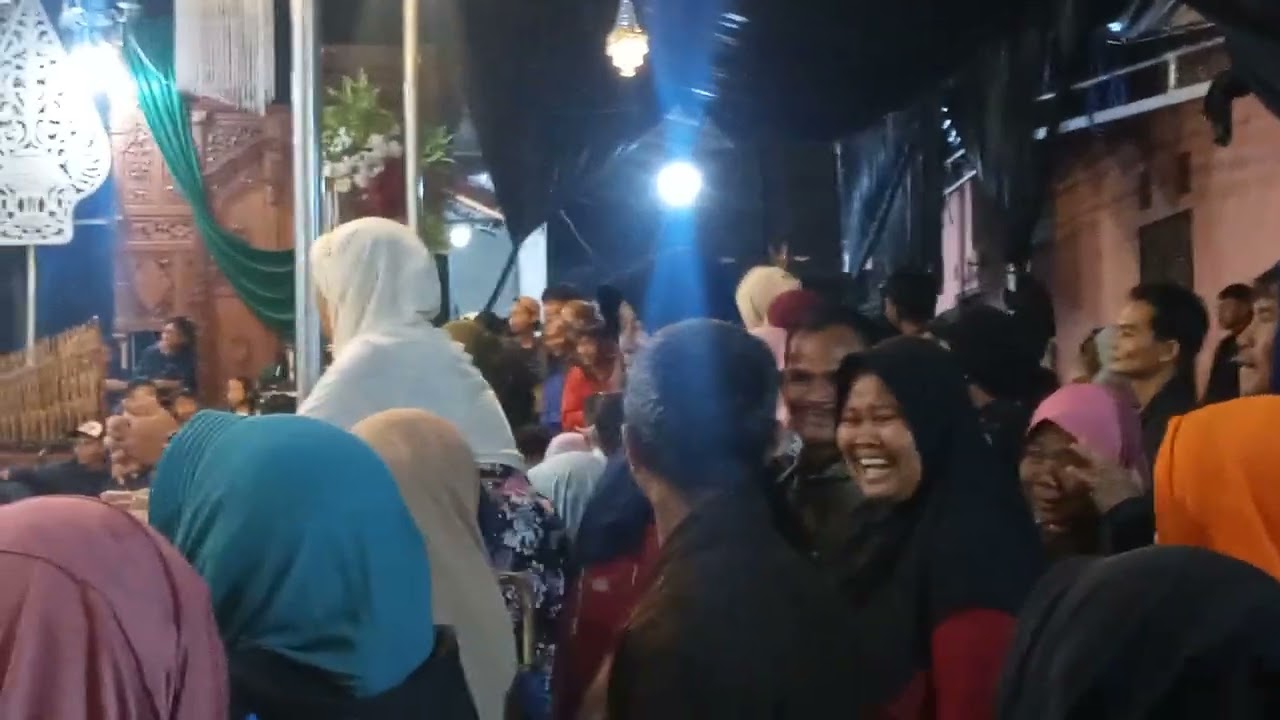 Topeng Ireng Gagak ngampar live sewukan  dukun mgl