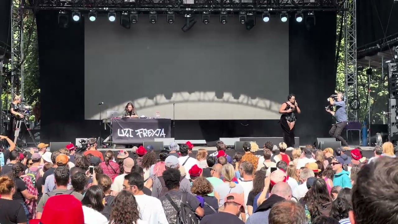 Uzi Freyja @ Rock en Seine 2023