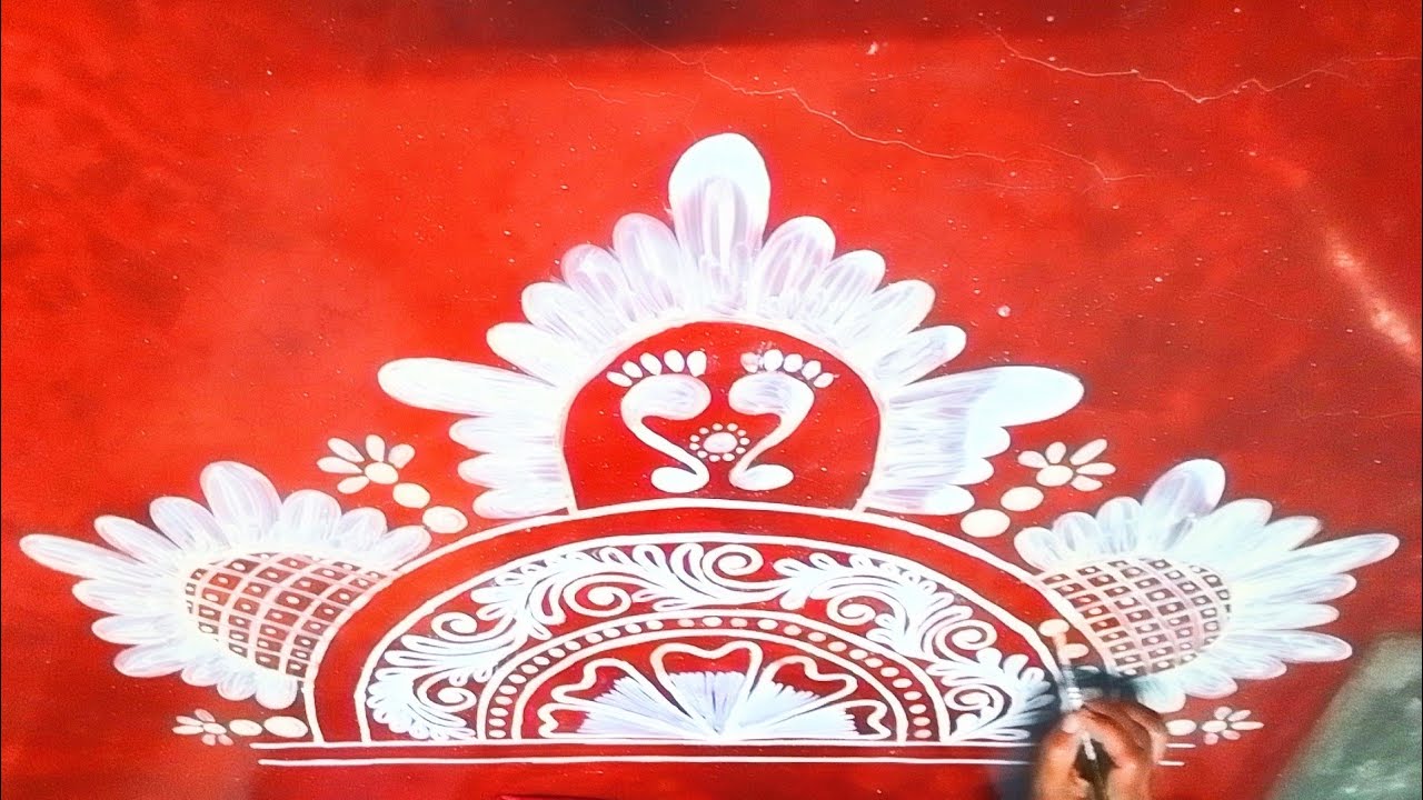 Creative door side alpona design for LAXMI PUJA and SARASWATI PUJA #alpona#art#viral#trending