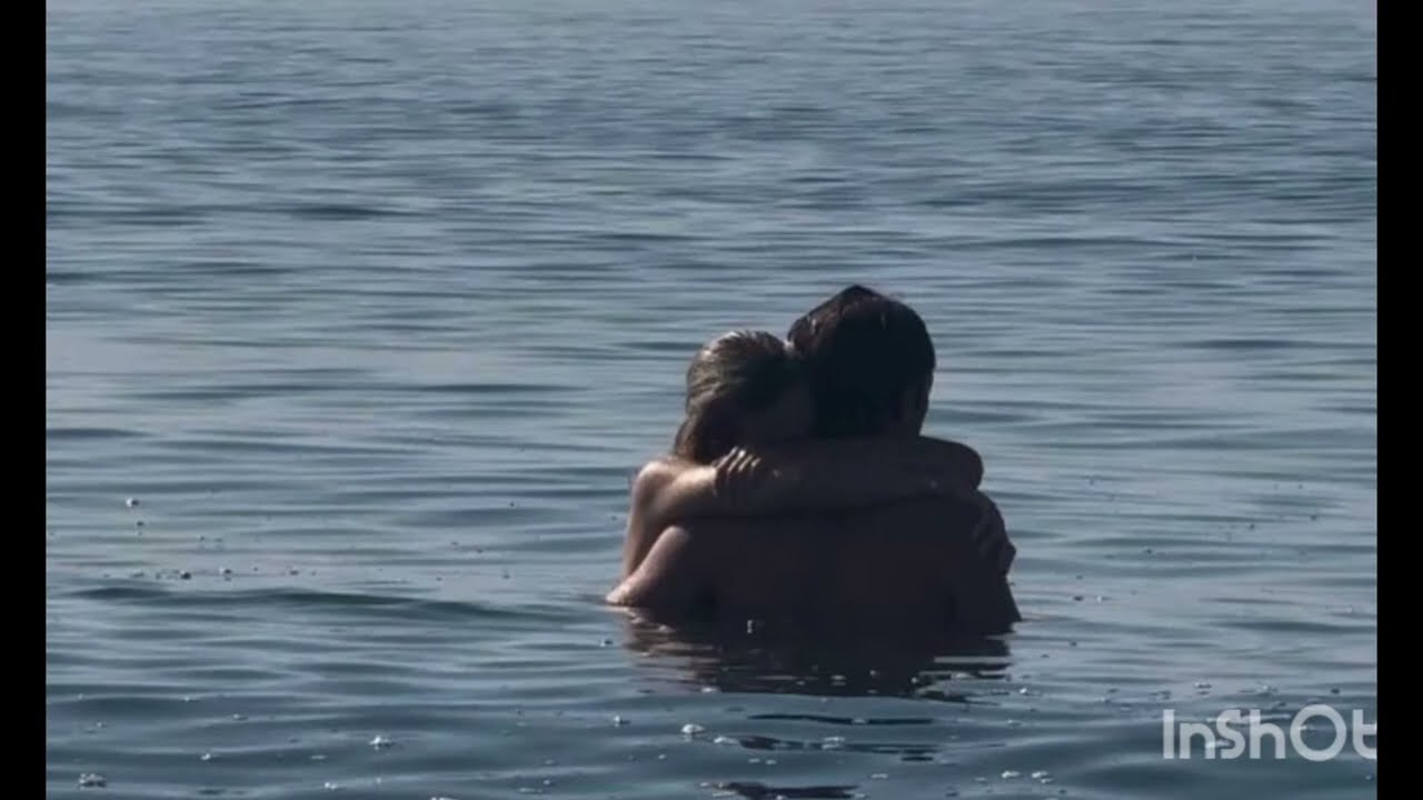 Afra y Mert fueron vistos abrazados en el mar. ¿Se ha derretido el hielo entre ellos?