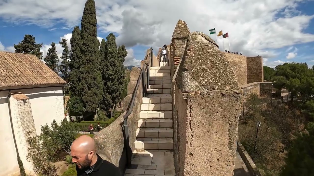 Discover Castle Gibralfaro's Unforgettable Views in Málaga