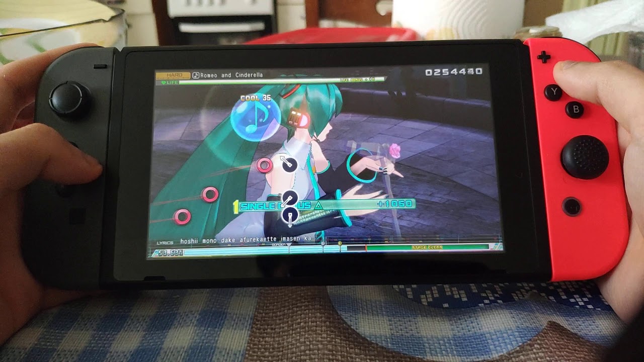 Hatsune Miku Project DIVA Mega Mix (Handheld Mode) | Romeo & Cinderella