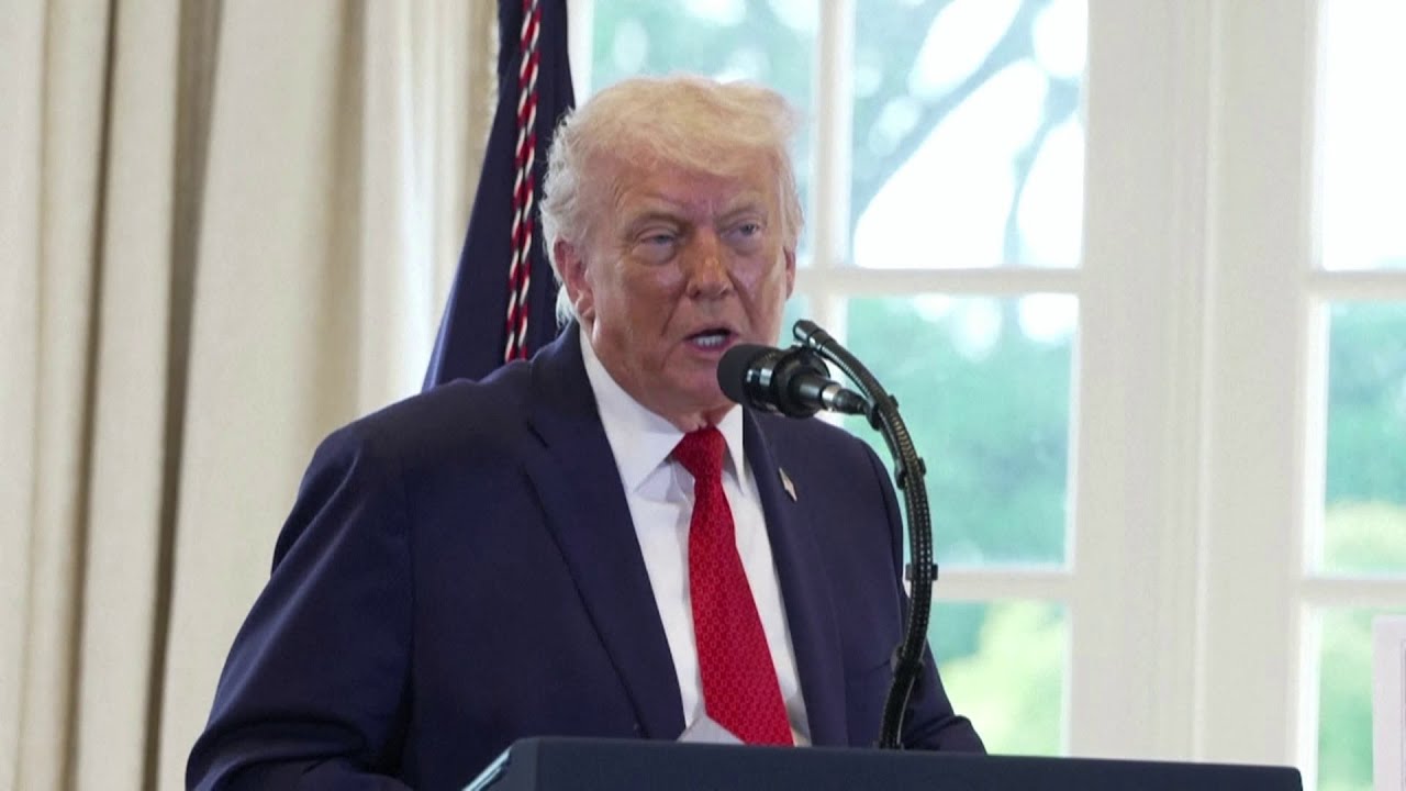 Top News - Trump i vendos afat Ajatollahut / 'Ose negociata për armët bërthamore, ose të bombardoj'