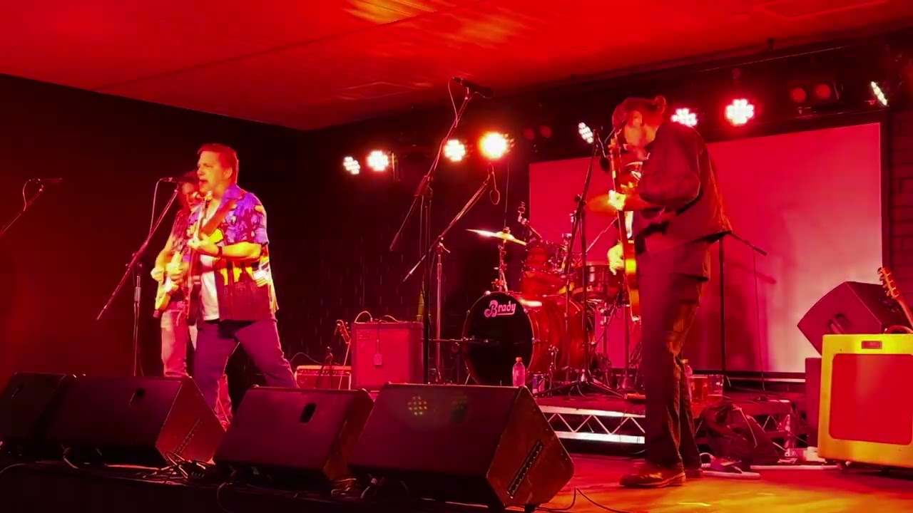 The yowies band playing at the Sterling arms Tavern  ￼ Sunday, 24 November 2024 at 7:15 pm