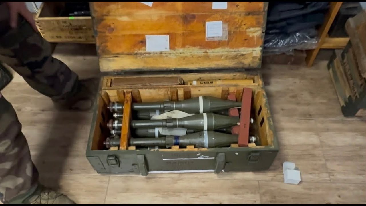Skrzynki z militarnymi skarbami!