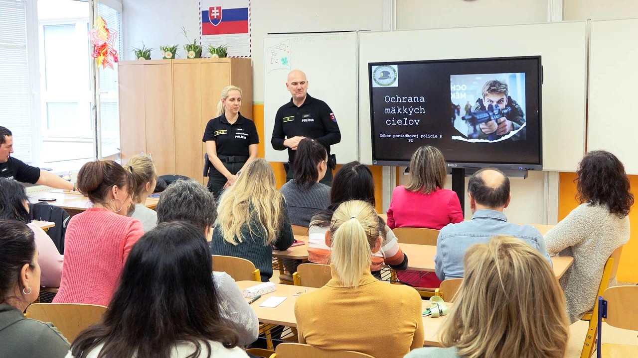 Učiteľov v Partizánskom školila polícia