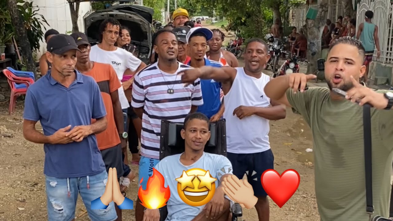 Hicimos una obra social con mucho humor, el adulto con la mente más rápida se lleva los alimentos 🤩