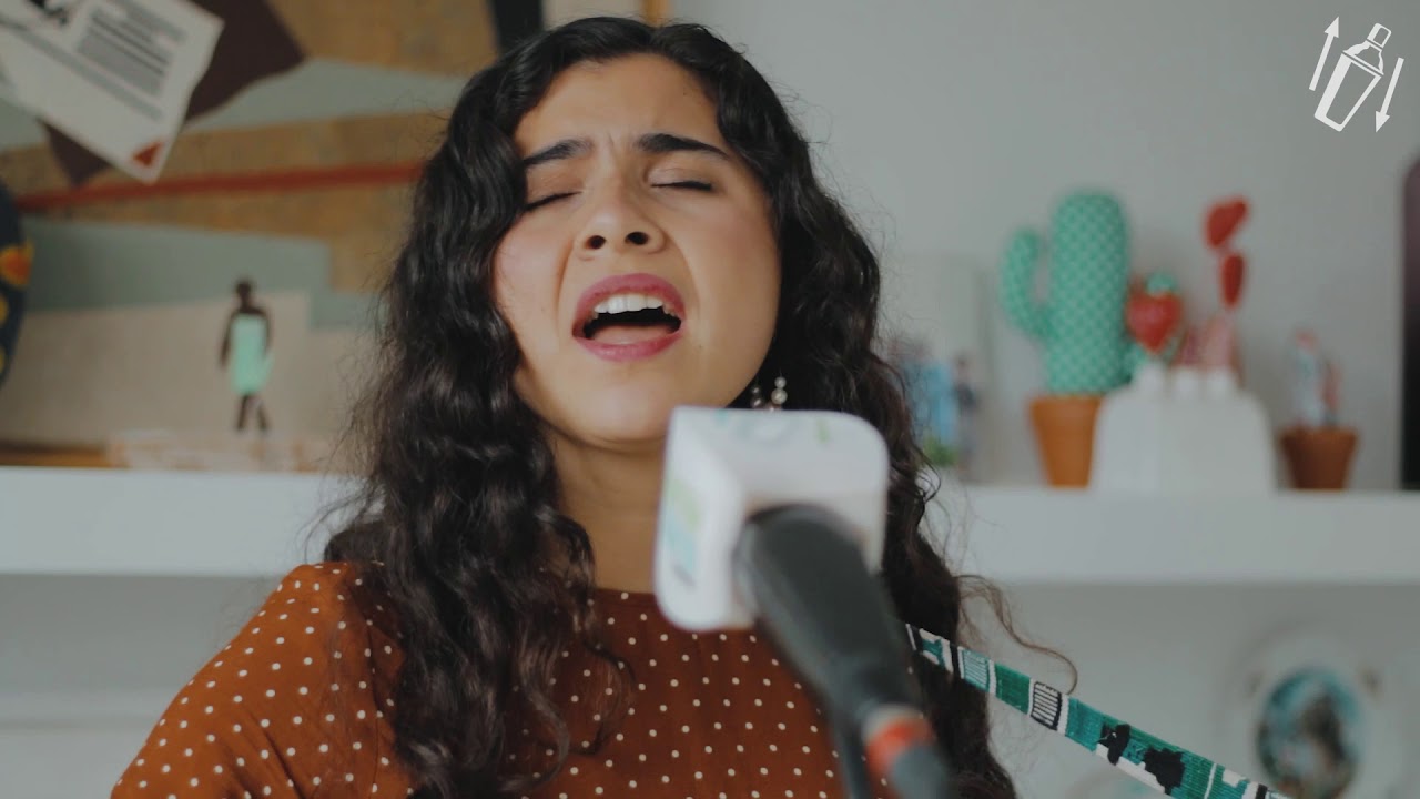 Silvana Estrada - El agua y la miel