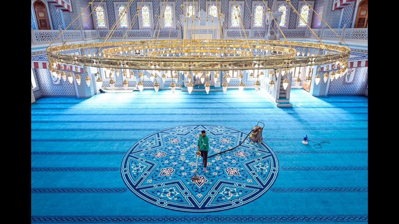MERSİN BÜYÜKŞEHİR’DEN RAMAZAN AYI ÖNCESİNDE İBADETHANELERİN TEMİZLİĞİNDE YOĞUN MESAİ