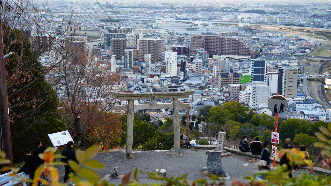 Best FREE Viewpoint in Osaka with no Tourists & Bookoff Super Bazaar 