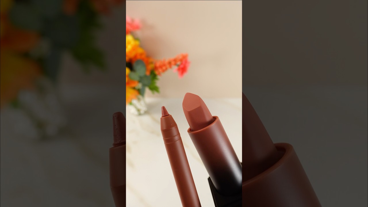 My favorite lip combo ​⁠@Hudabeauty Lip Contour TERRACOTTA & Power Bullet Cream Glow SWEET CHEEKS